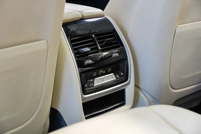 Used 2021 BMW ALPINA XB7 AWD/4WD image 48