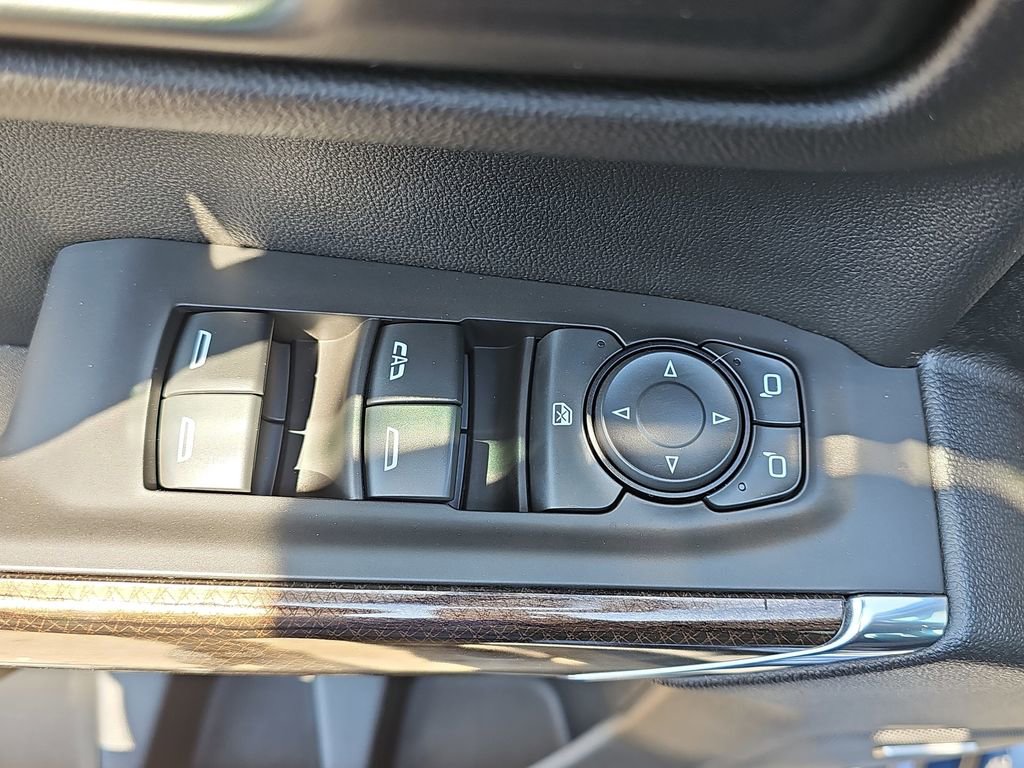 Certified 2021 Chevrolet Silverado 1500 LT Trail Boss w/ Convenience Package II AWD/4WD image 32