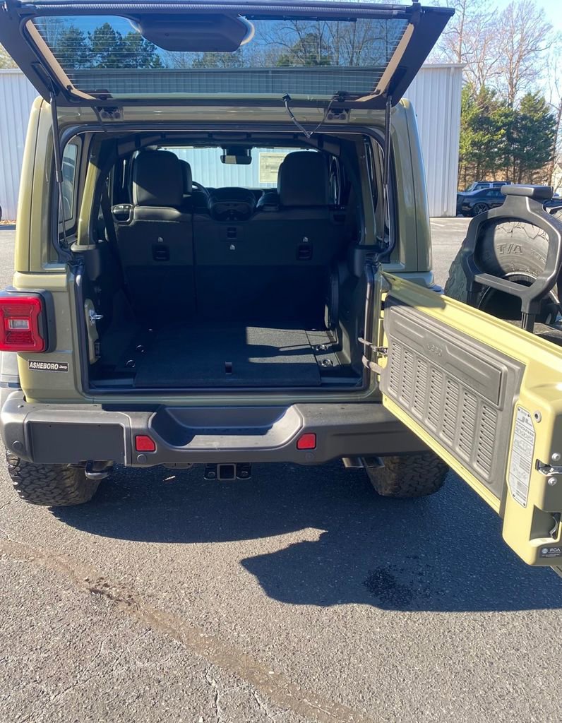 New 2026 Jeep Wrangler Unlimited Rubicon 392 image 9