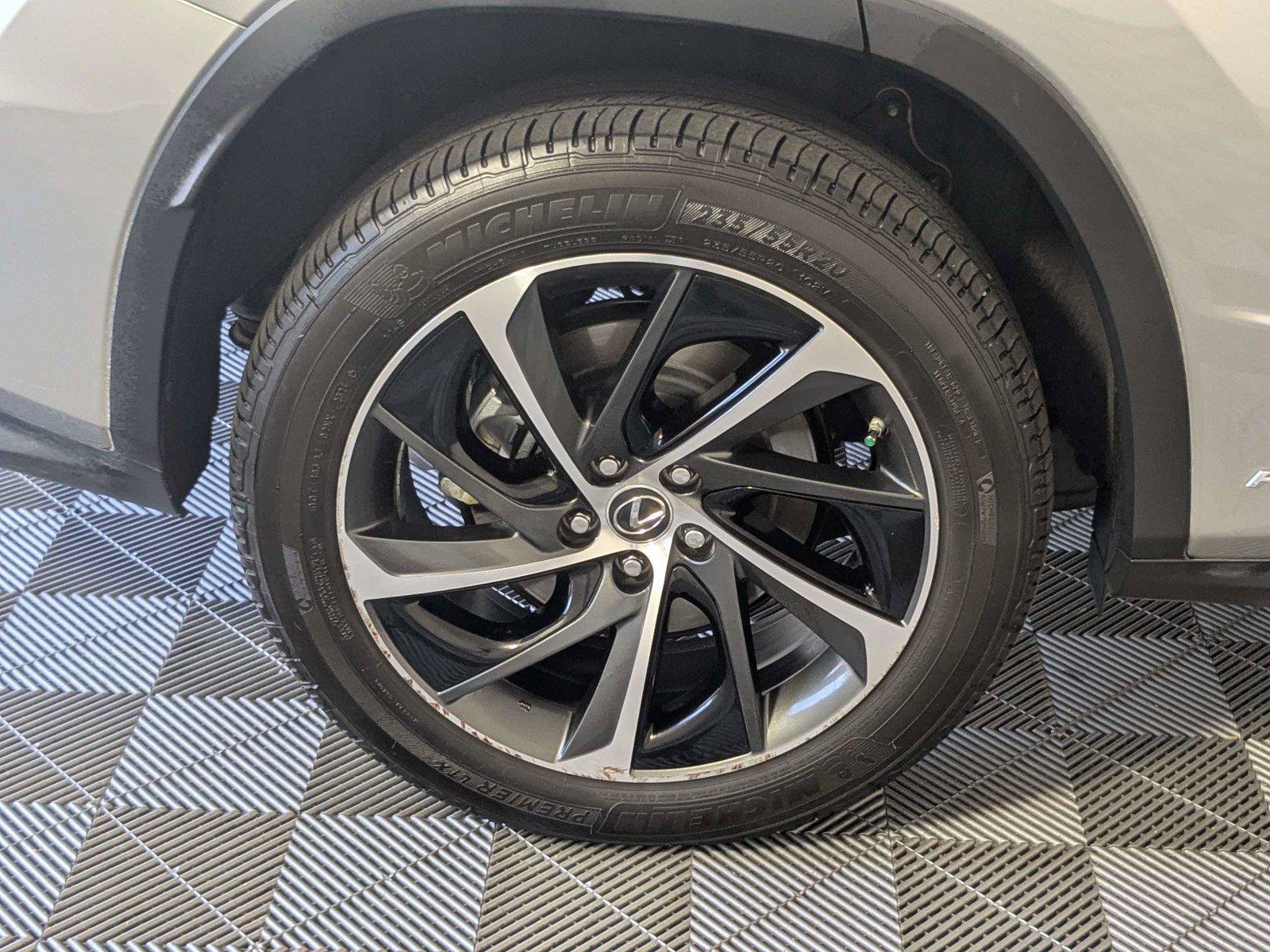 Used 2019 Lexus RX 450h AWD w/ Luxury Package image 9