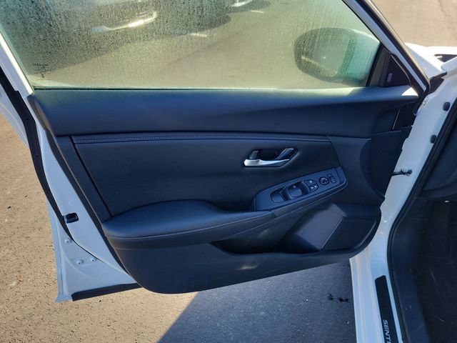 Used 2025 Nissan Sentra SV w/ All-Weather Package FWD image 9