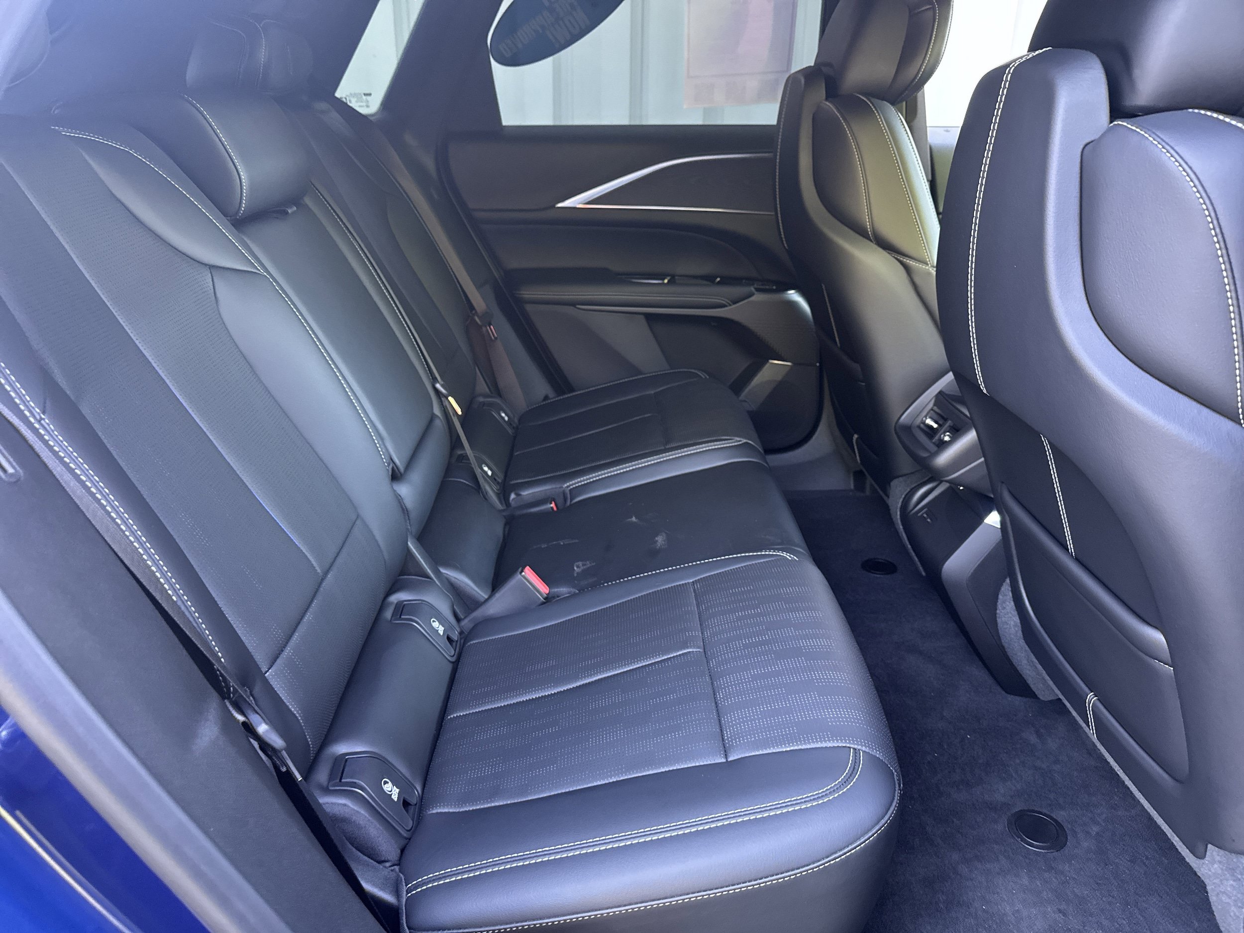 Used 2024 Cadillac Lyriq Sport RWD image 14