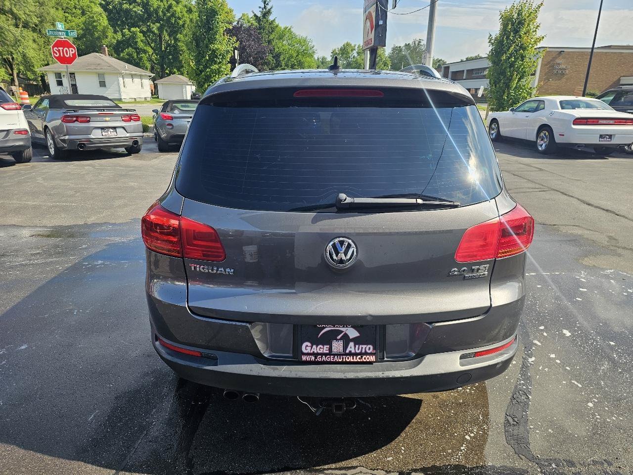 Used 2012 Volkswagen Tiguan S AWD/4WD image 9