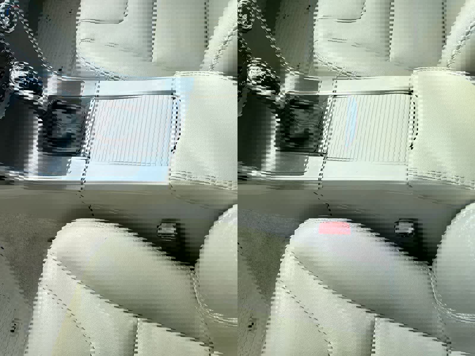 Used 2016 Volvo XC60 T6 FWD image 19