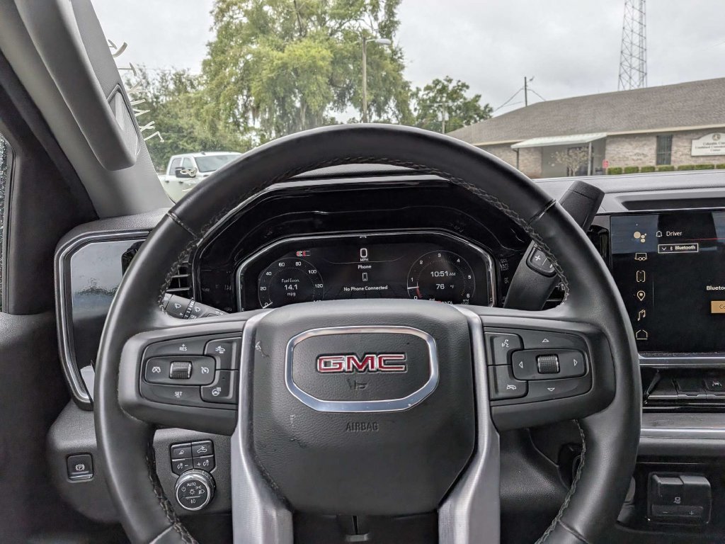 Used 2025 GMC Sierra 1500 SLT AWD/4WD image 16
