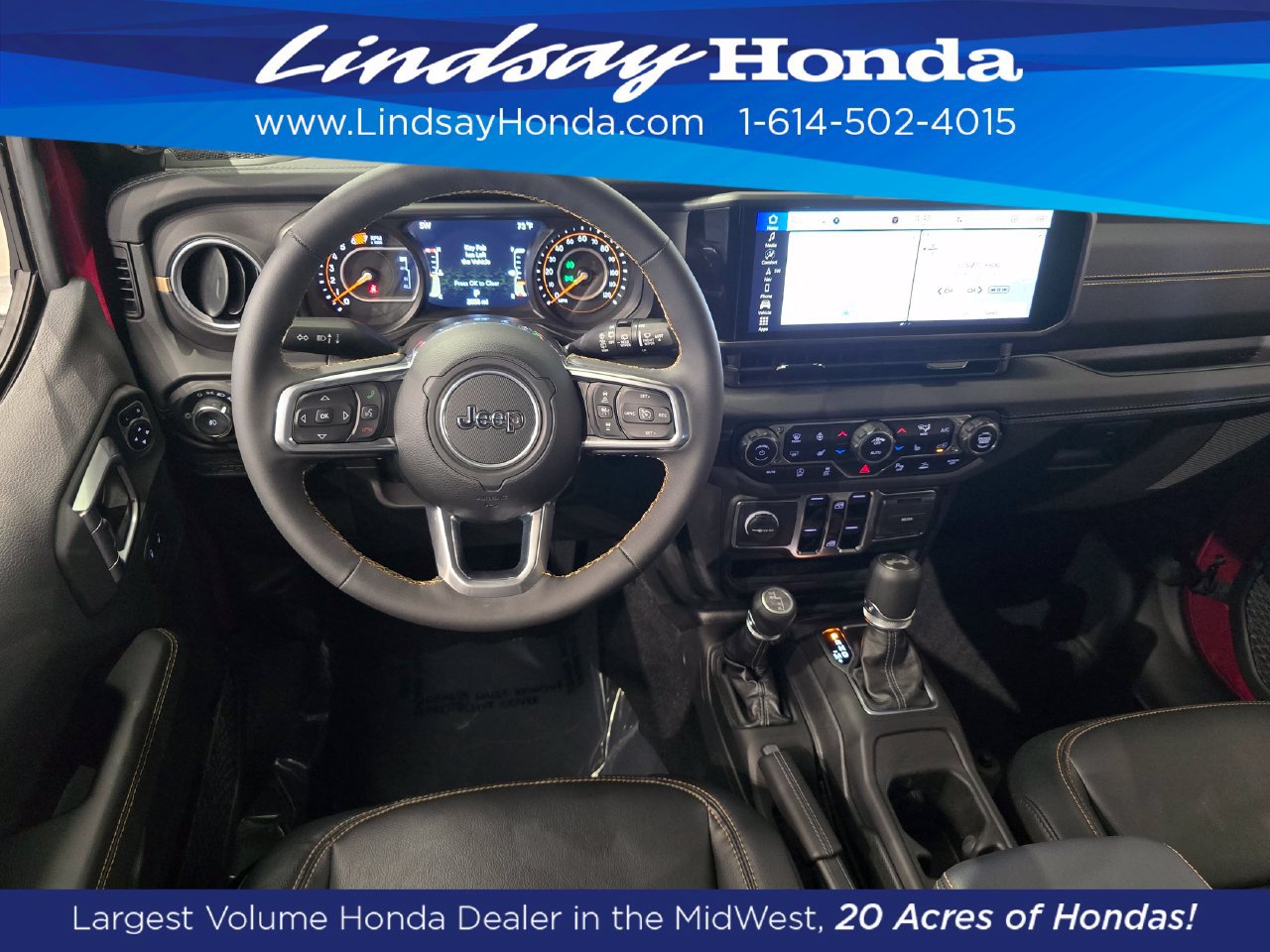 Used 2024 Jeep Wrangler Unlimited Sahara w/ Technology Group AWD/4WD image 14