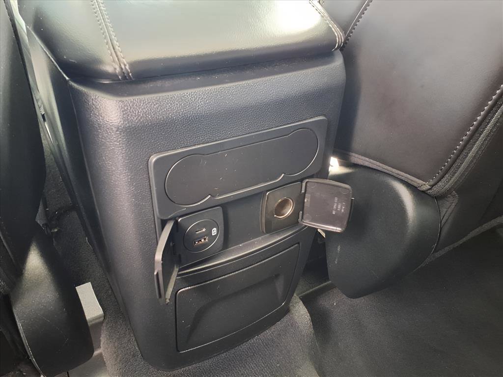 Used 2022 Ford Explorer XLT w/ Equipment Group 202A image 13