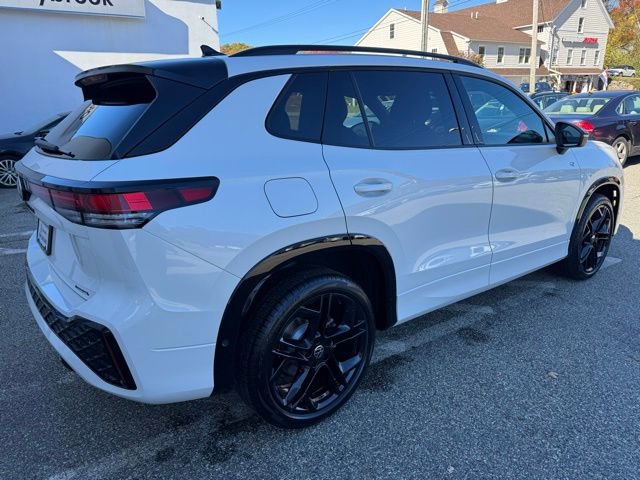 New 2026 Volkswagen Tiguan SE R-Line image 5