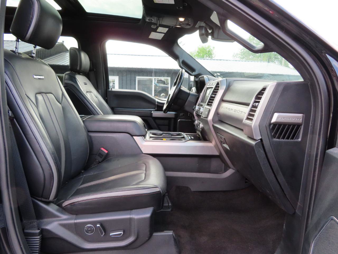 Used 2018 Ford F450 Platinum w/ Platinum Ultimate Package AWD/4WD image 38