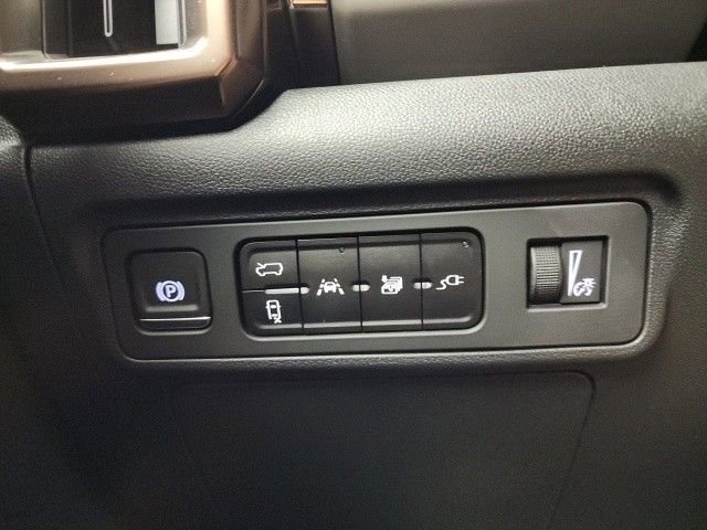 New 2025 GMC Hummer EV 3X image 36