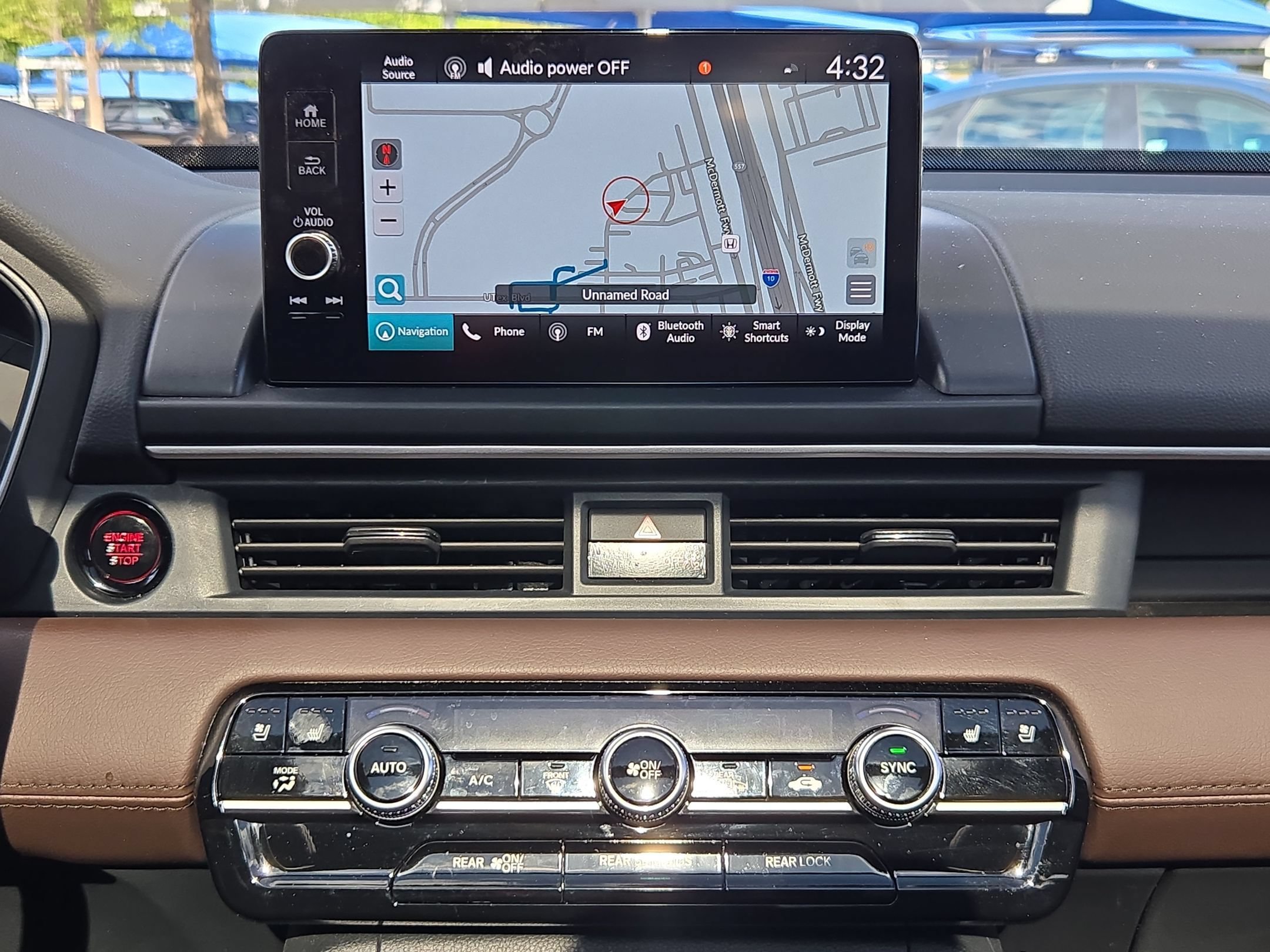 Used 2023 Honda Pilot Elite image 17