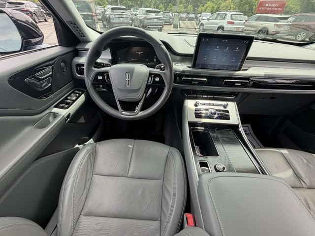 Used 2020 Lincoln Aviator Reserve w/ Equipment Group 201A RWD image 16
