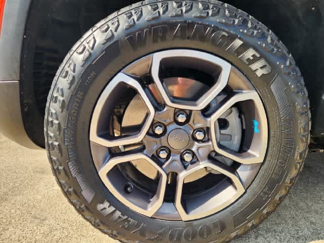 Used 2022 Jeep Grand Cherokee Trailhawk AWD/4WD image 7