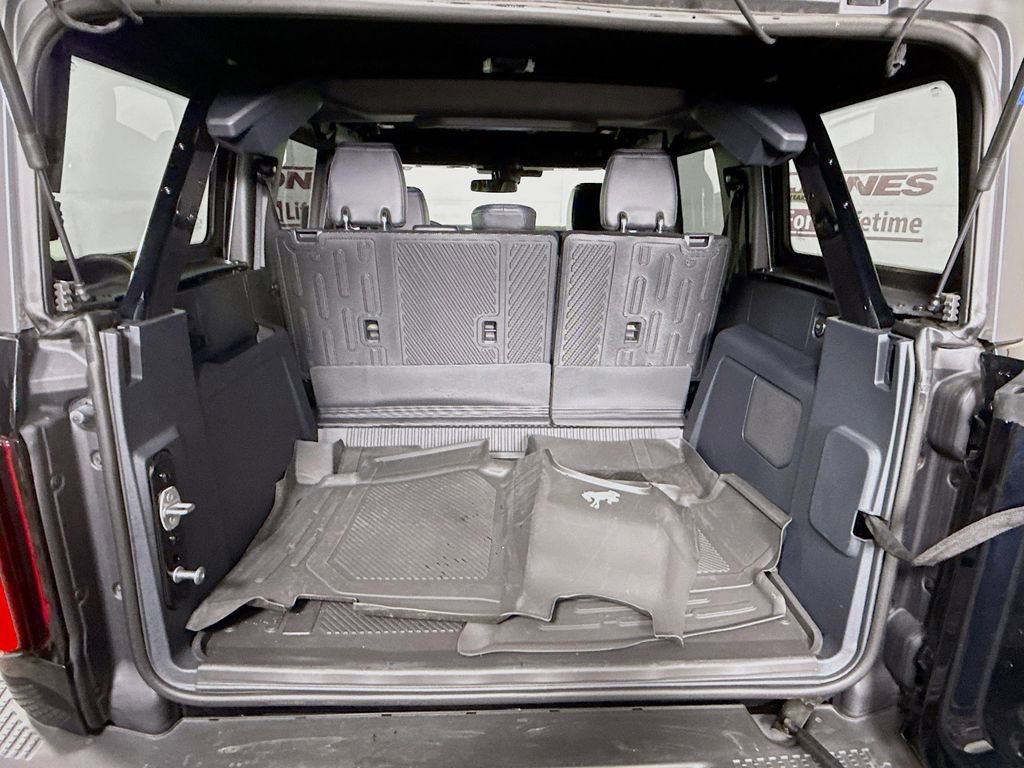 Used 2025 Ford Bronco Badlands image 29