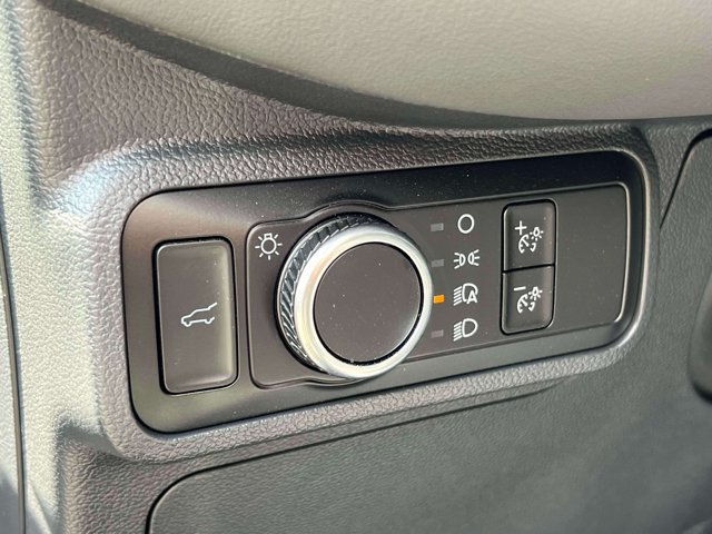 Used 2026 Ford Explorer Active AWD/4WD image 27