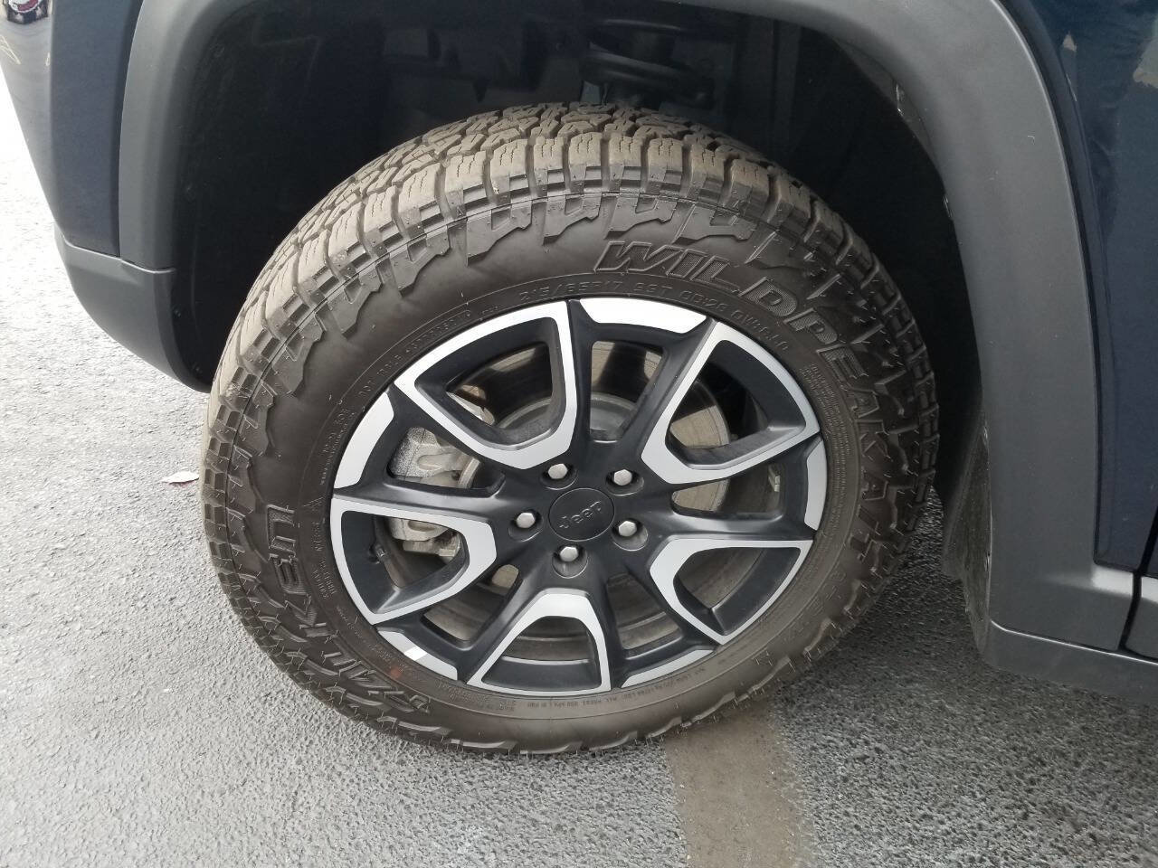 Used 2024 Jeep Compass Trailhawk w/ Trailer Tow Group image 4