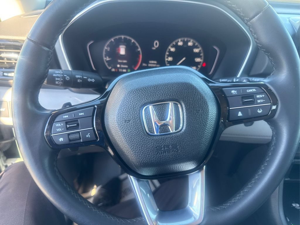 Certified 2023 Honda Pilot Touring image 14