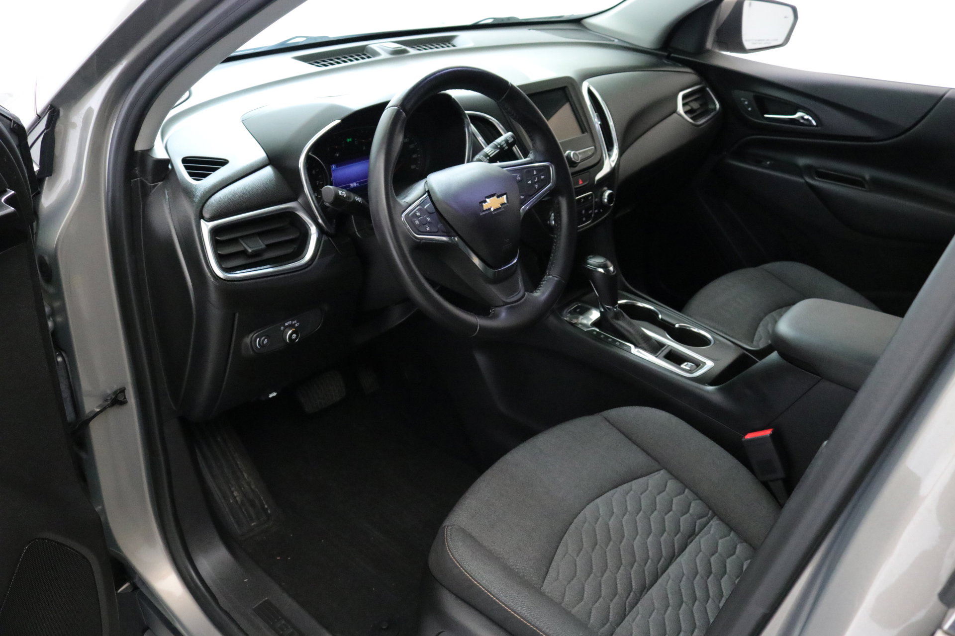 Used 2019 Chevrolet Equinox LT image 22