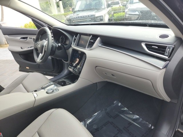 Used 2025 INFINITI QX50 Luxe image 22