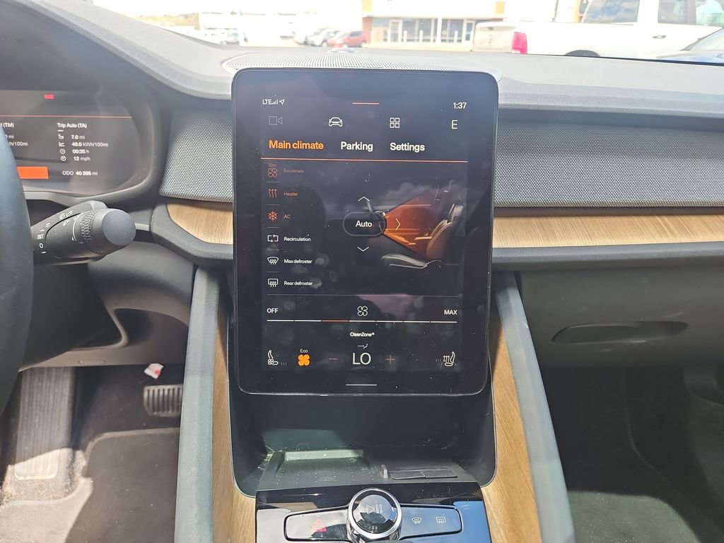 Used 2021 Polestar Polestar 2 w/ Performance Package image 18