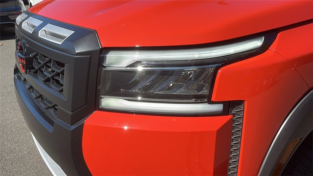 Used 2025 Nissan Frontier PRO-4X w/ Tow Package image 7