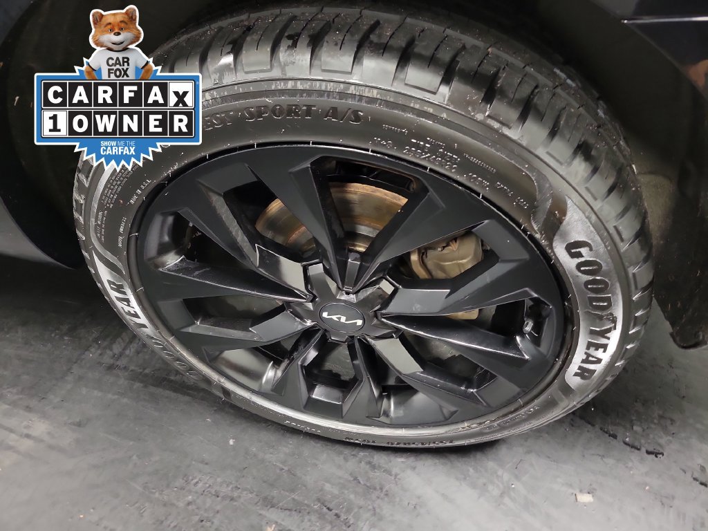 Used 2023 Kia Sorento SX FWD image 12