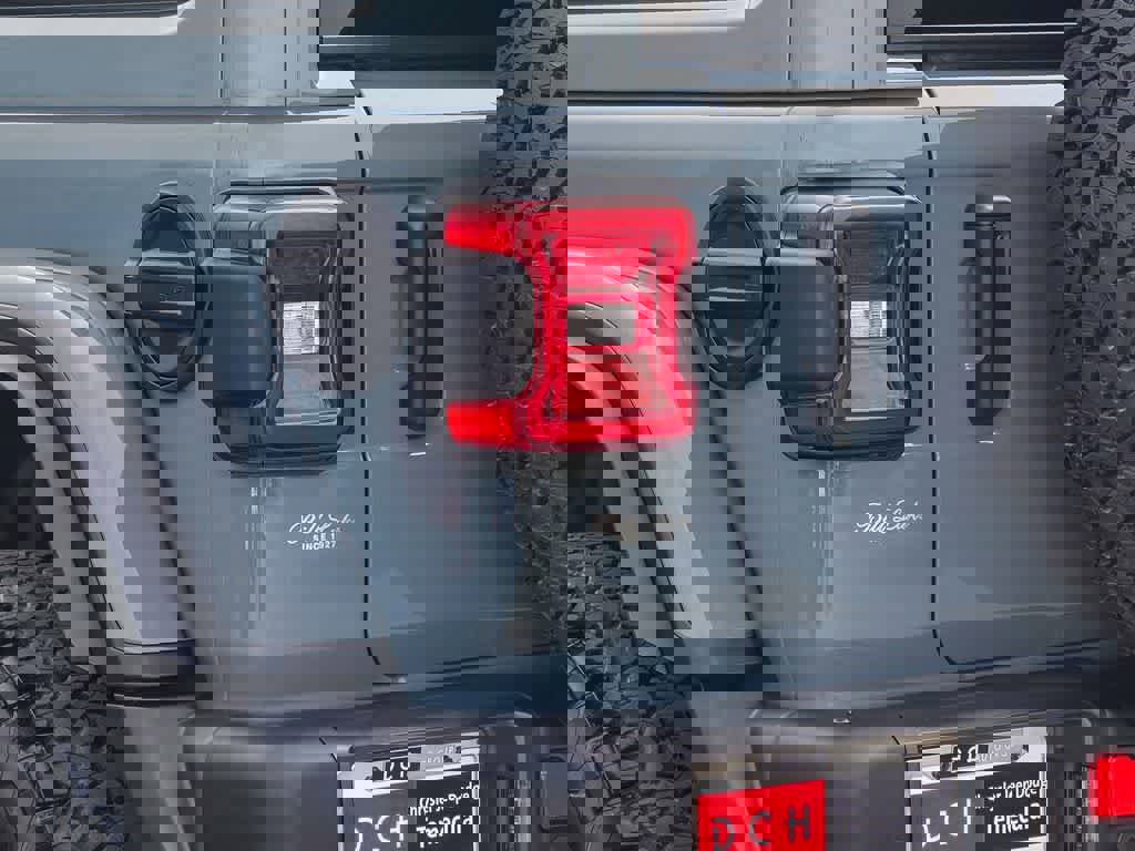 Certified 2025 Jeep Wrangler Unlimited Rubicon image 7