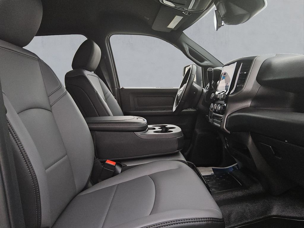 New 2026 RAM 5500 Tradesman w/ Chrome Appearance Group image 16