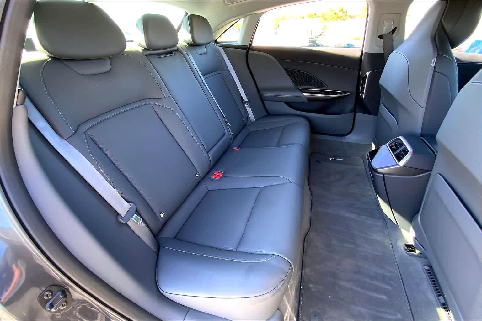 Used 2025 Lucid Air Pure image 19