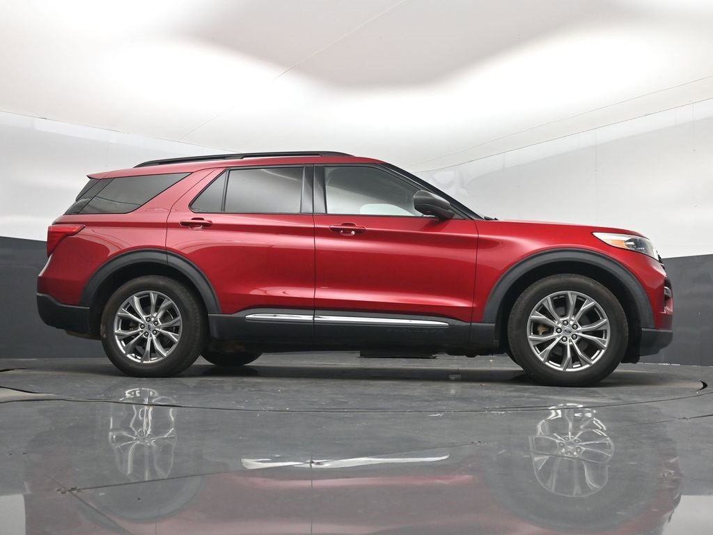 Used 2020 Ford Explorer XLT w/ Equipment Group 202A image 46