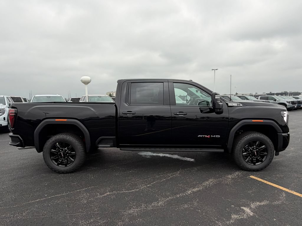 New 2026 GMC Sierra 2500 AT4 w/ AT4 Premium Plus Package AWD/4WD image 11