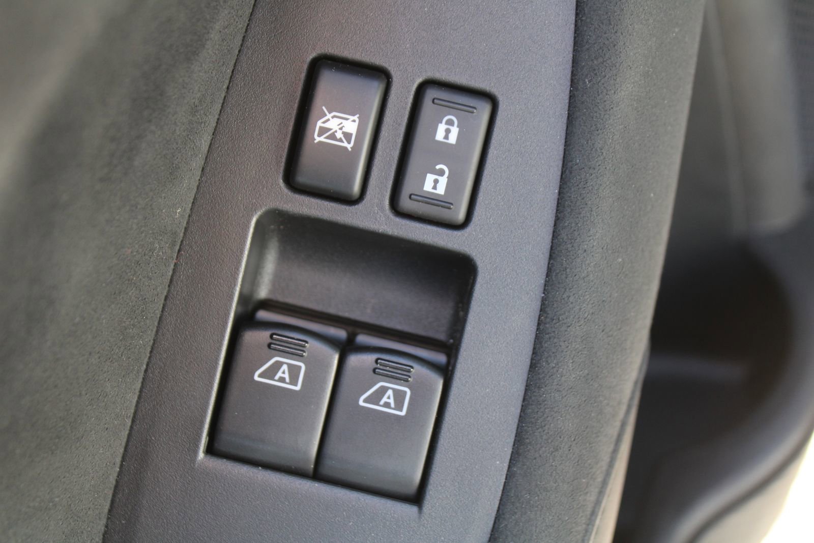 Used 2024 Nissan Z Performance w/ Floor Mat Package image 19