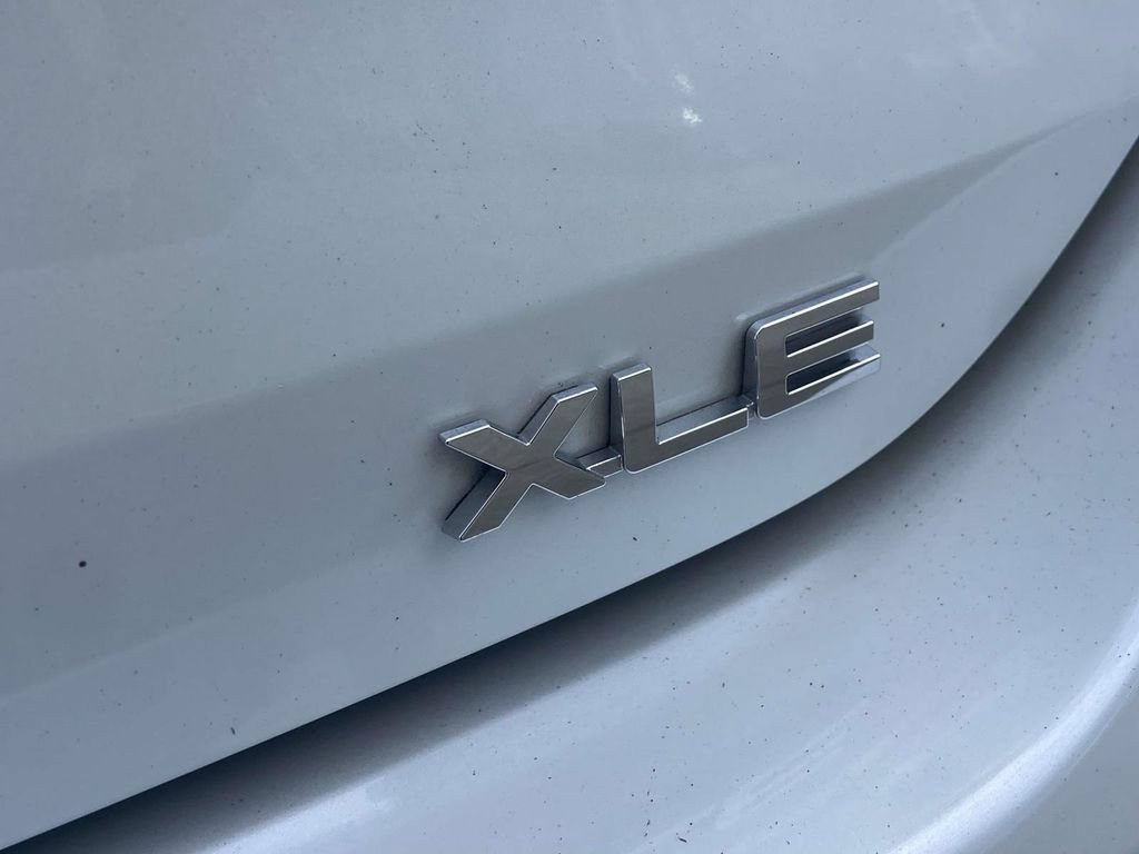 Used 2026 Toyota Highlander XLE AWD/4WD image 9