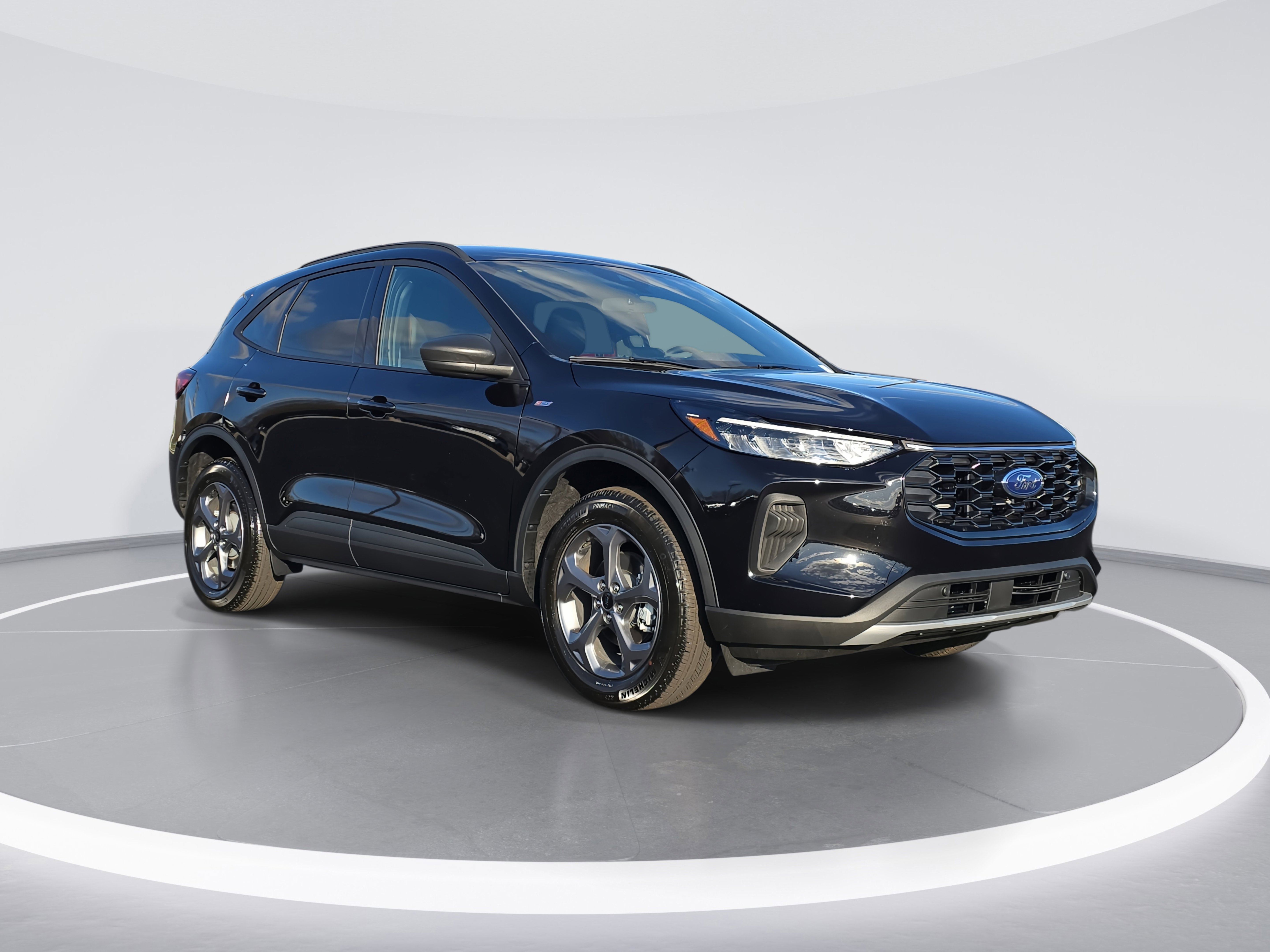 New 2025 Ford Escape ST-Line w/ Cold Weather Package image 2