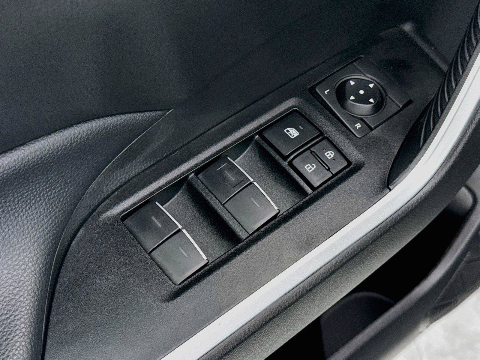 Certified 2025 Toyota RAV4 XLE FWD image 28