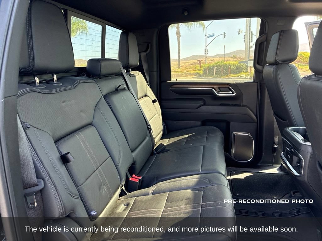 Used 2024 Chevrolet Silverado 2500 High Country w/ LPO, Dark Essentials Package AWD/4WD image 29