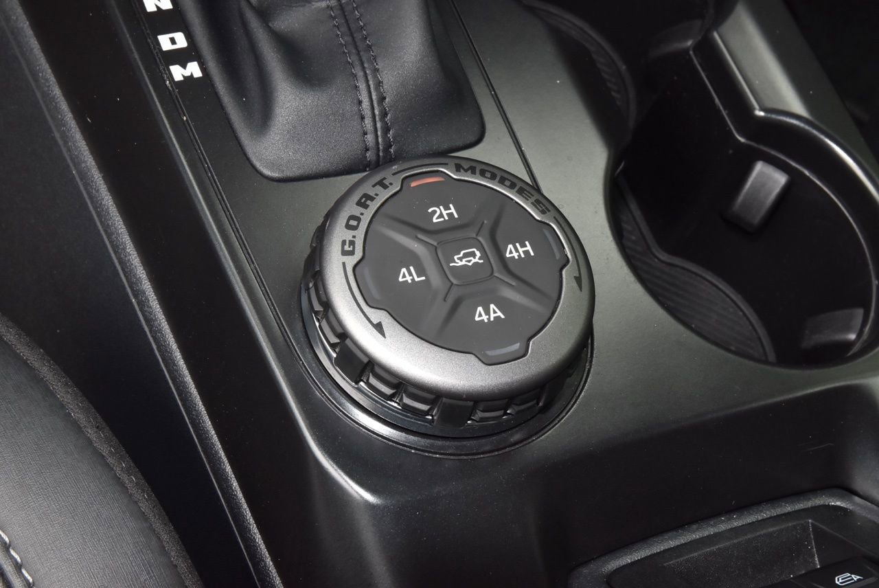 Certified 2025 Ford Bronco Badlands image 34