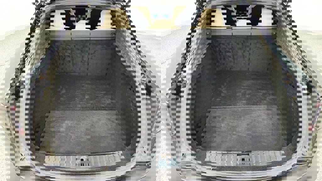 Used 2021 Tesla Model S Plaid image 27