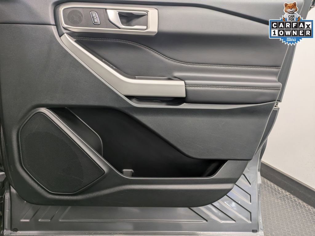 Used 2023 Ford Explorer XLT w/ Equipment Group 202A image 30