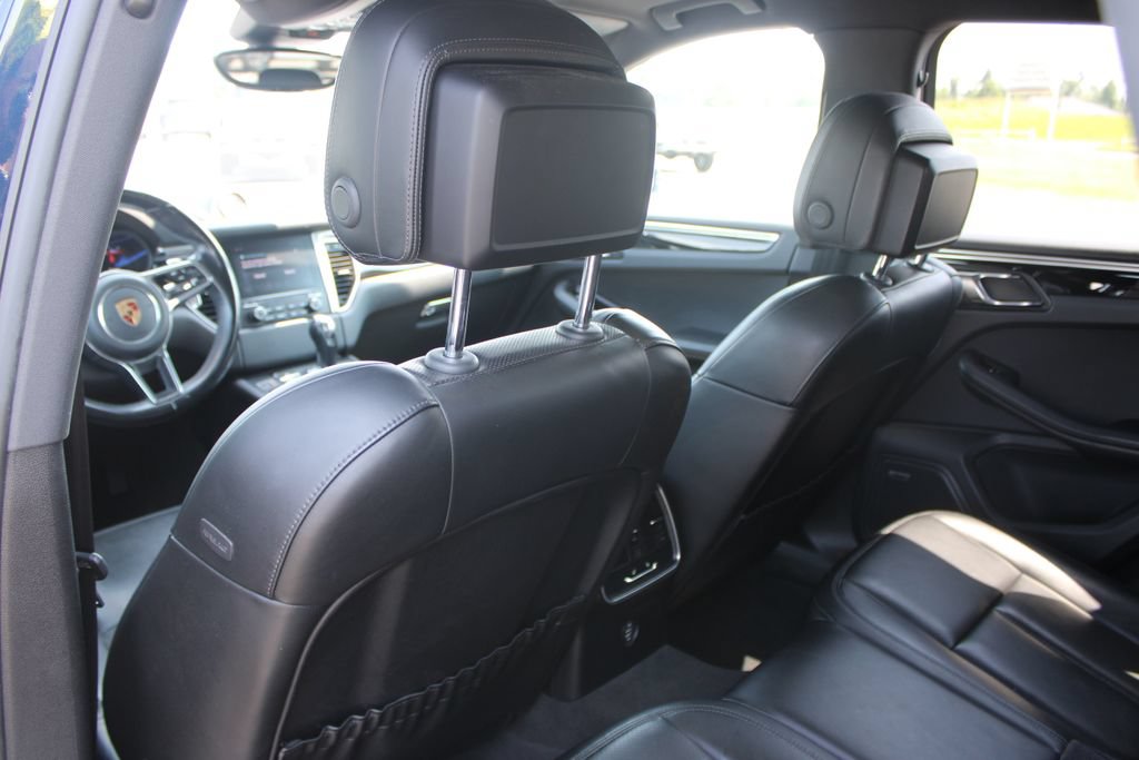 Used 2018 Porsche Macan S AWD/4WD image 25