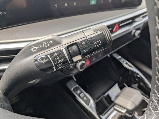 Used 2024 Kia Sorento SX image 27