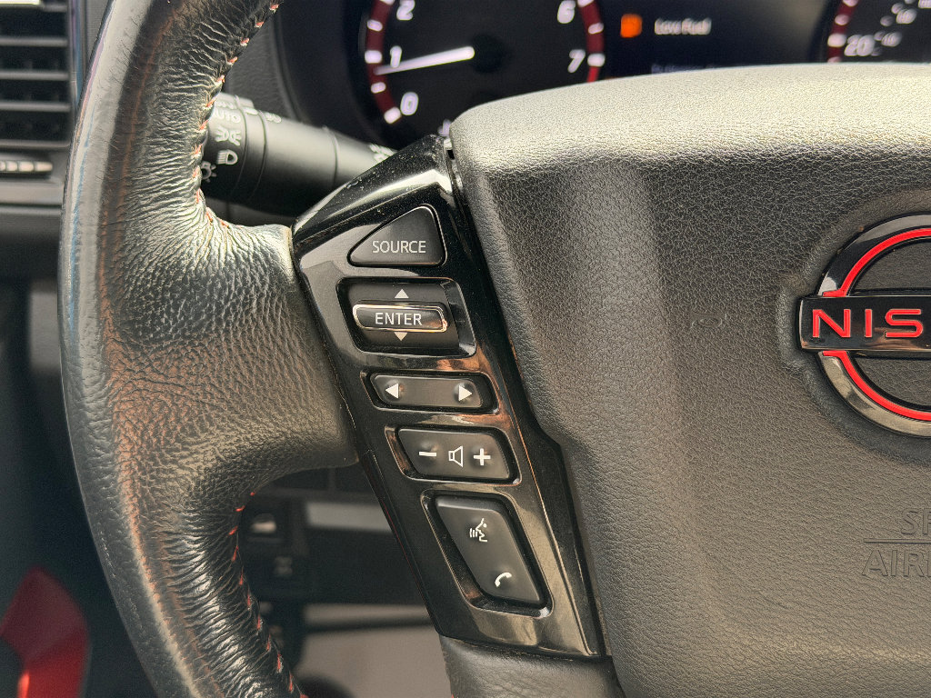 Used 2022 Nissan Frontier PRO-4X w/ Off-Road Protection Package image 8