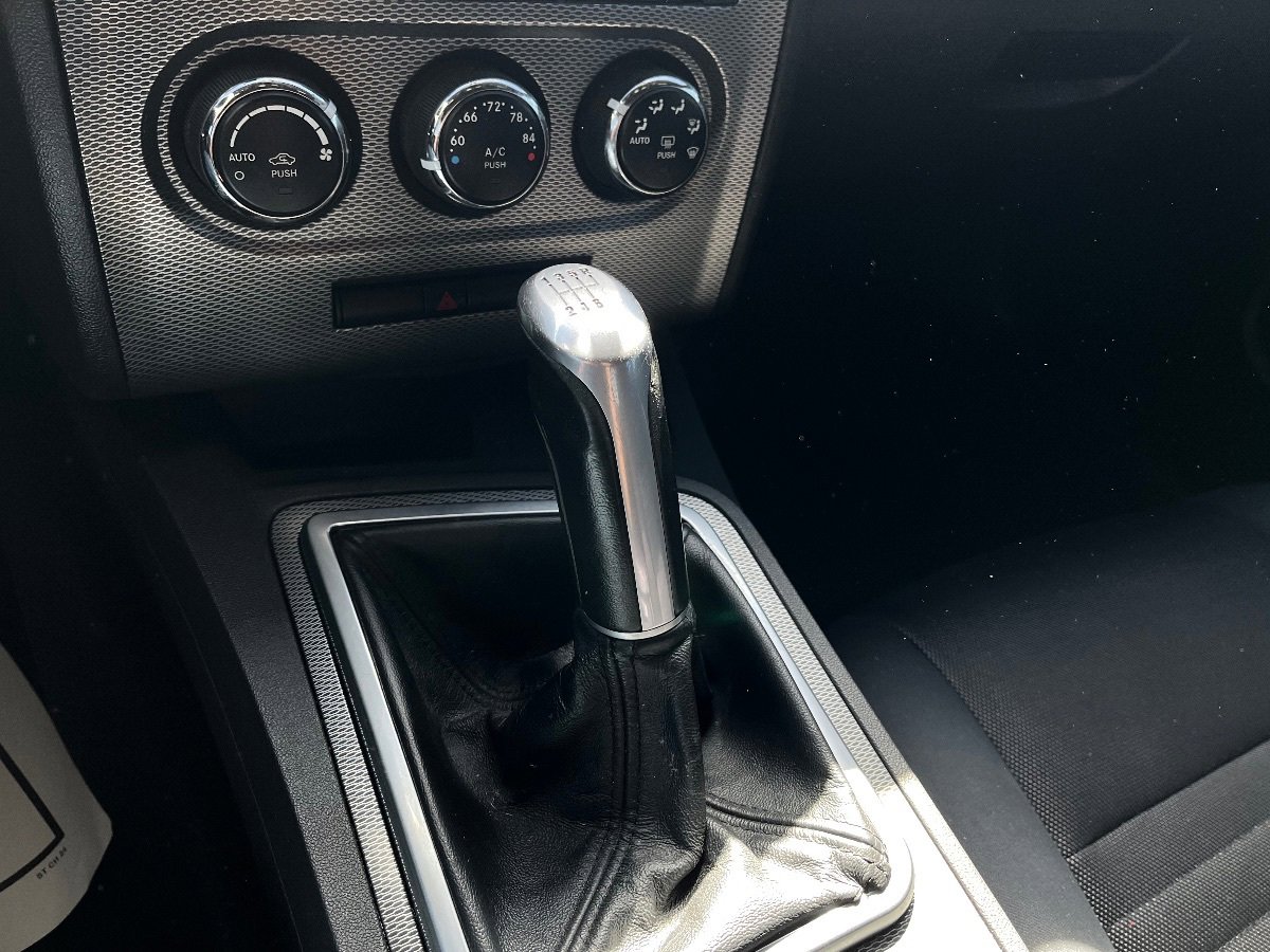 Used 2012 Dodge Challenger R/T RWD image 15
