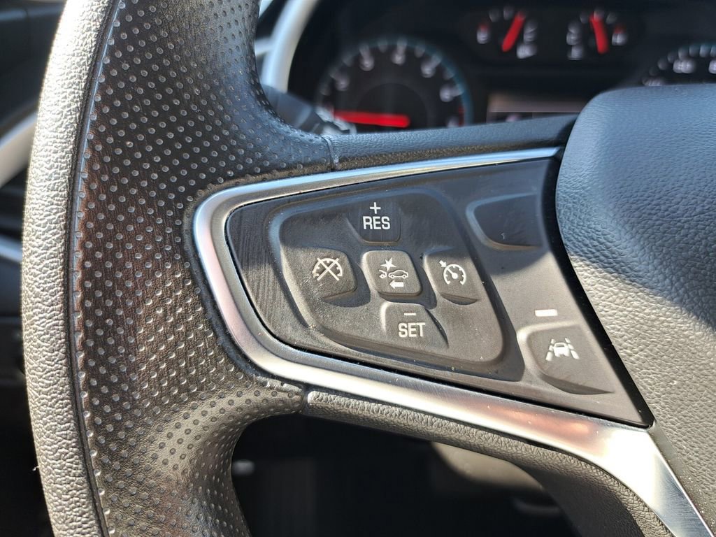 Used 2025 Chevrolet Malibu LT image 14