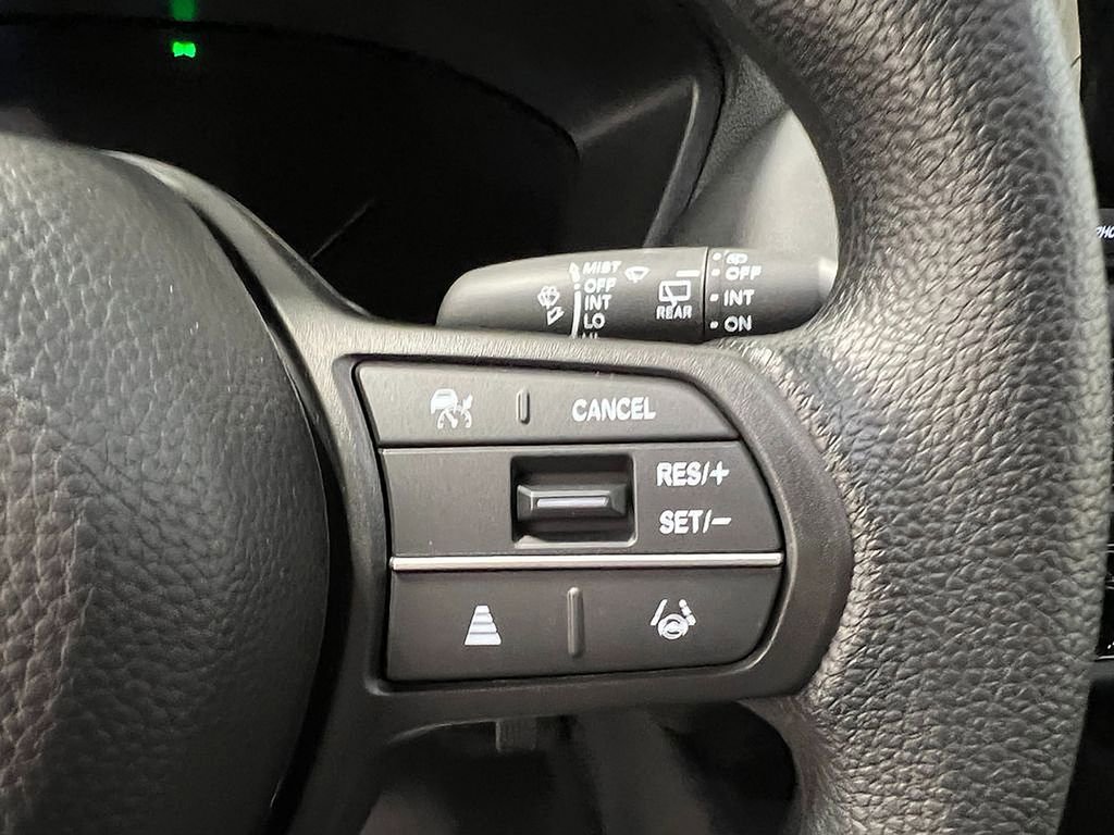 Used 2025 Honda HR-V LX image 18