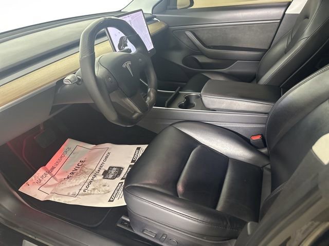 Used 2020 Tesla Model 3 Performance image 9