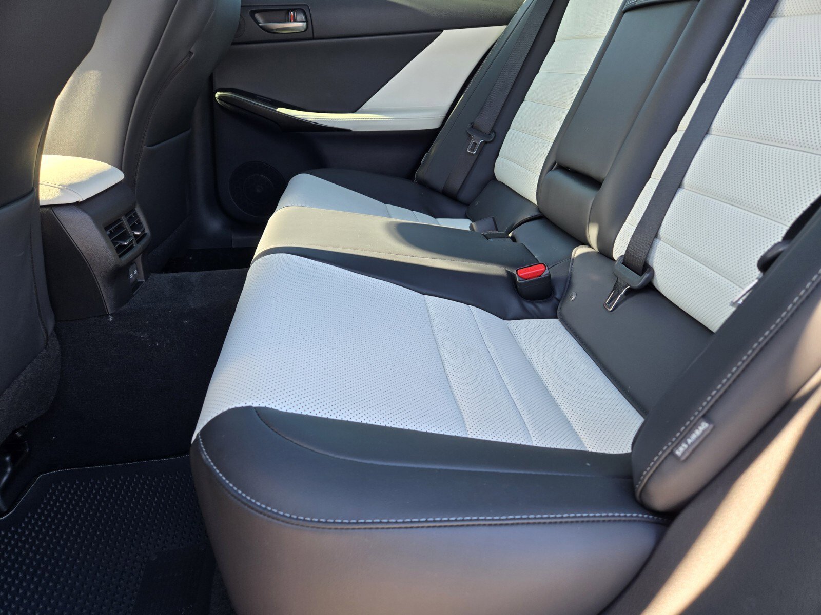 New 2026 Lexus IS 350 F Sport image 8