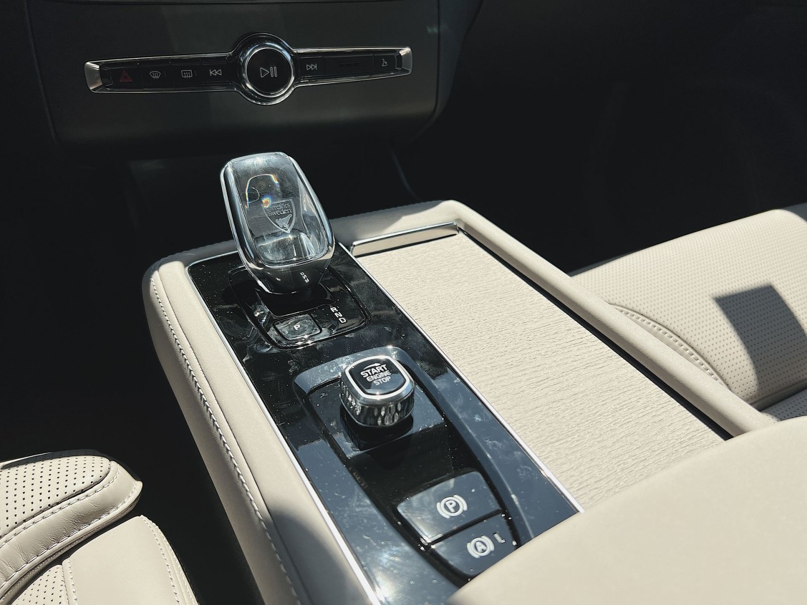 New 2026 Volvo XC90 T8 Ultra AWD/4WD image 30