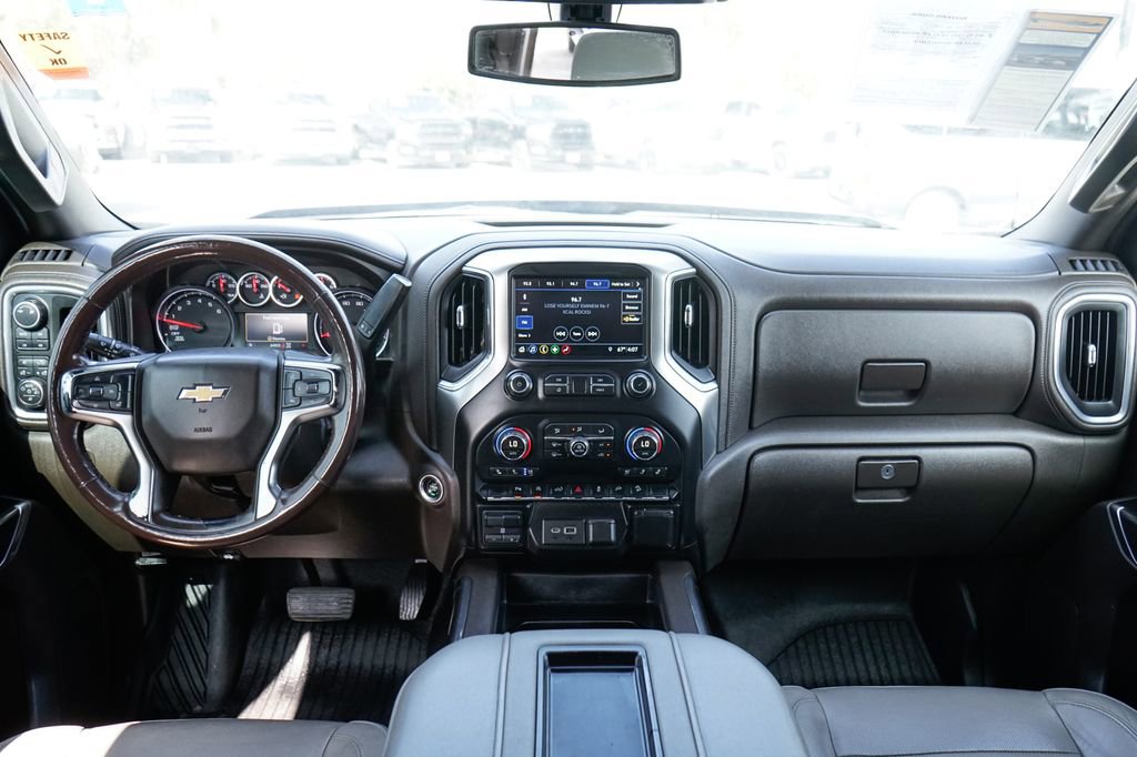 Used 2019 Chevrolet Silverado 1500 LTZ w/ LTZ Plus Package AWD/4WD image 27