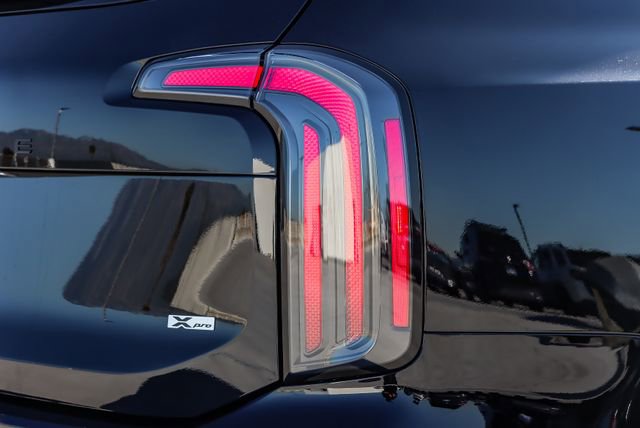 Certified 2025 Kia Telluride SX Prestige X-Pro image 9